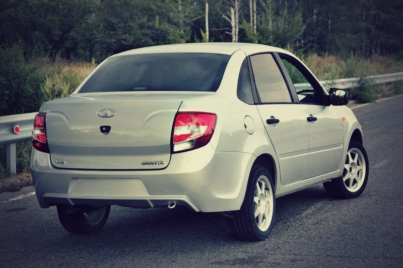 Гранта Седан Купить Бампер Цена В Цвет